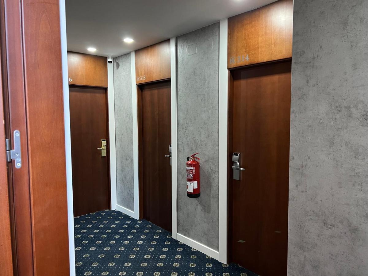 Hotel Cervantes Linares 3*